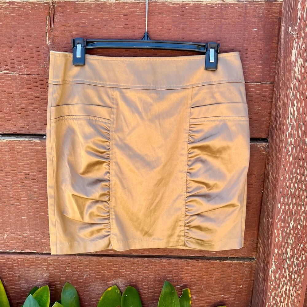 Y2K NWT 2b Bebe Metallic Gold Side Pocket Ruched Mini Skirt